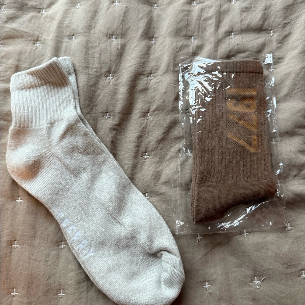 Rocky Men's White and Fear of God Socks Brown Sealed